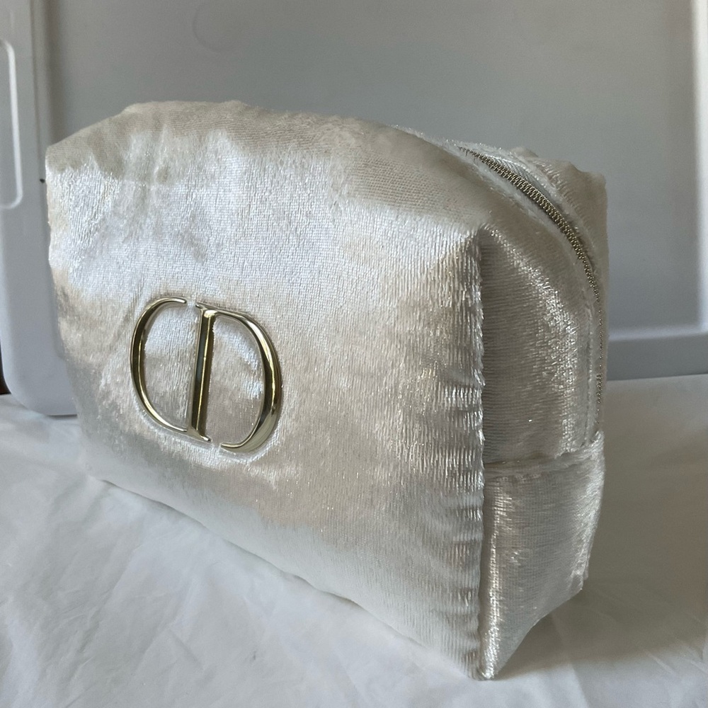 CHRISTIAN DIOR Beauty Ivory Large Velvet Cosmetic Makeup Bag Pouch -New - Picture 2 of 8
